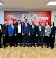Manisa Türk Kızılay'ında Gürsel yeniden başkanlık koltuğunda